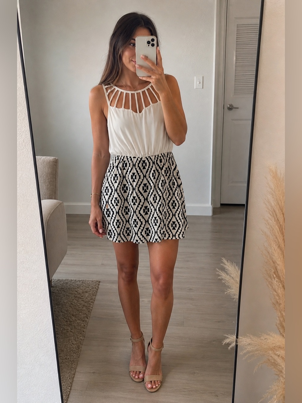 Patterned cutout tribal print chiffon vacation dress
